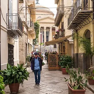 Del Massimo 3*, Palermo Italia