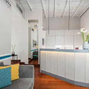 Maison Giulia 2*, Roma Italia